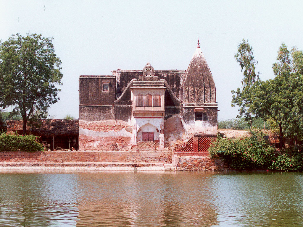 Read more about the article PAVANA-BIHĀRĪ TEMPLE